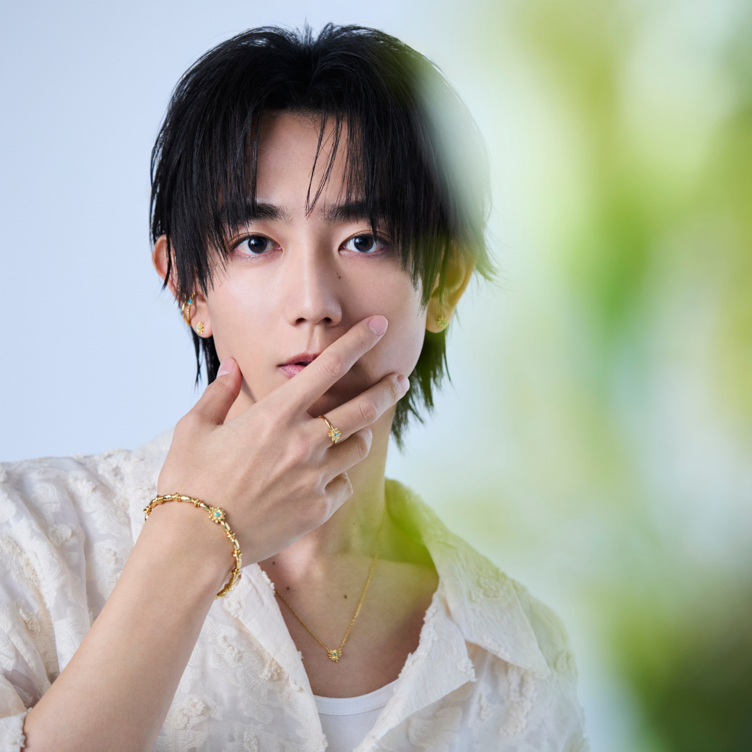 《Pierced earrings》Blue Bloom ｜Gold　（Luxe)